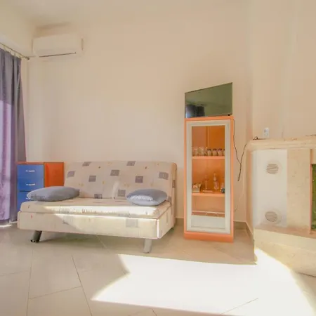 Adila A2 Karpinjan
